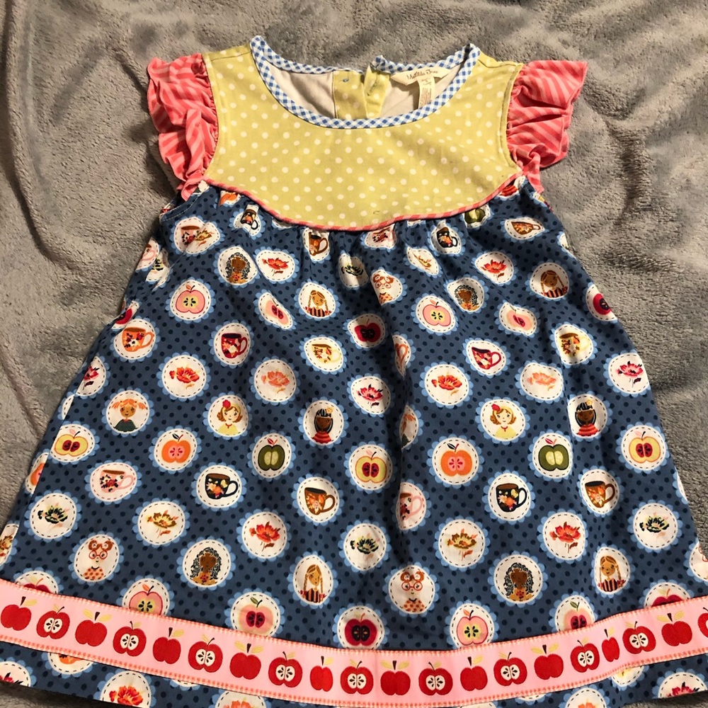 Girls dress